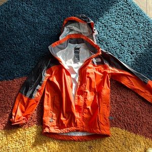 North Face boys small shell coat rain